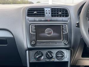 Volkswagen Polo Vivo hatch 1.6 Comfortline auto - Image 18