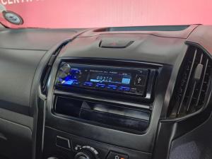 Isuzu D-Max Gen 6 250 single cab Fleetside safety - Image 15