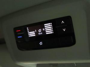 Volkswagen Transporter 2.0TDI Kombi SWB Trendline auto - Image 14