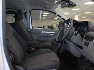 Volkswagen Transporter 2.0TDI Kombi SWB Commerce - Image 14