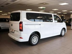 Volkswagen Transporter 2.0TDI Kombi SWB Commerce - Image 7