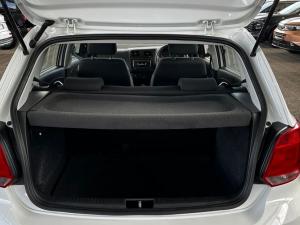 Volkswagen Polo Vivo hatch 1.4 Comfortline - Image 9