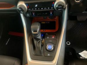 Toyota RAV4 2.5 Hybrid GX-R E-Four - Image 9