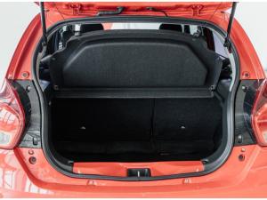 Toyota Vitz 1.0 XR manual - Image 11