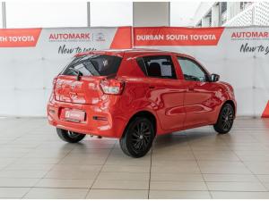 Toyota Vitz 1.0 XR manual - Image 2