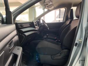 Suzuki Ertiga 1.5 GA - Image 7