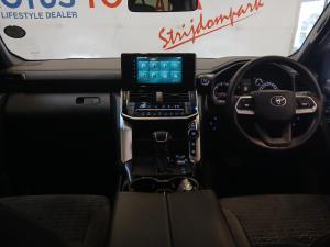 Toyota Land Cruiser 300 3.3D GX-R - Image 6