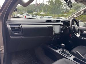 Toyota Hilux 2.4GD-6 double cab 4x4 Raider auto - Image 7