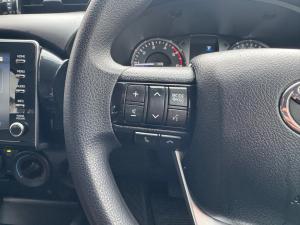 Toyota Hilux 2.4GD-6 double cab 4x4 Raider auto - Image 9