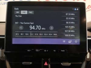 Toyota Corolla Cross 1.8 HEV XS - Image 13