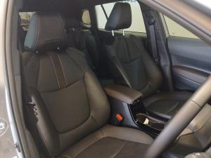 Toyota Corolla Cross 1.8 HEV XS - Image 16