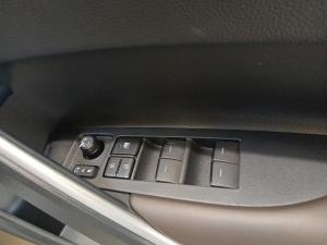 Toyota Corolla Cross 1.8 HEV XS - Image 22