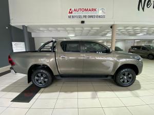 Toyota Hilux 2.8 GD-6 RB Raider 4X4 automaticD/C - Image 3