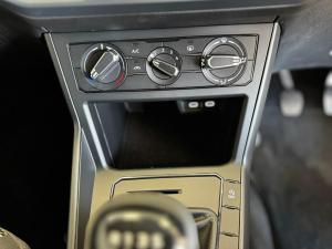 Volkswagen Polo 1.0 TSI - Image 10