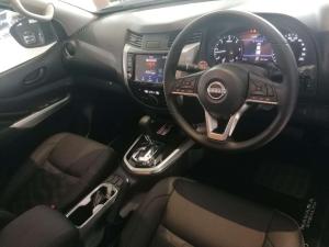 Nissan Navara 2.5DDTI Stealth automatic - Image 8