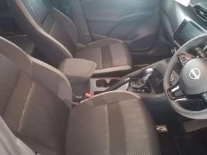 Nissan Magnite Kuro 1.0T CVT - Image 11