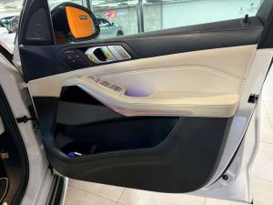 BMW X7 xDRIVE30d M Sport - Image 15