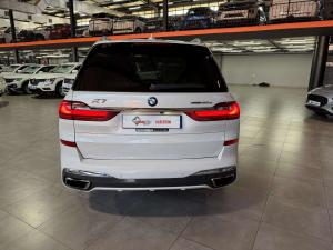 BMW X7 xDRIVE30d M Sport - Image 7