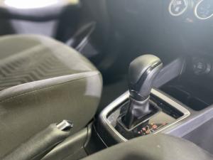 Suzuki Swift 1.2 GLX auto - Image 11