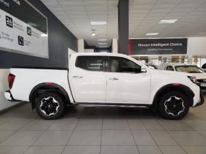 Nissan Navara 2.5DDTi double cab LE Plus - Image 2