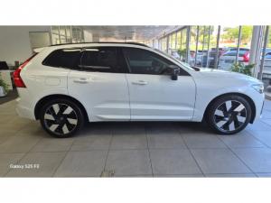 Volvo XC60 T8 Recharge AWD R-Design - Image 2