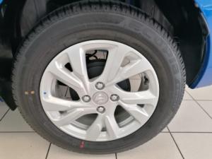 Suzuki Swift 1.2 GL+ auto - Image 8