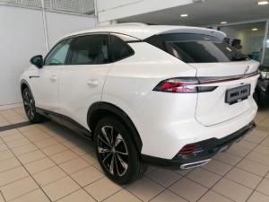 MG HS 1.5T Luxury - Image 3