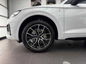 Audi Q5 Sportback 40TDI quattro Black Edition - Image 3