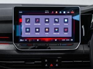 Volkswagen Golf 1.4TSI R-Line Plus - Image 17