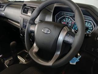 Mahindra Pik Up 2.2CRDe double cab S11