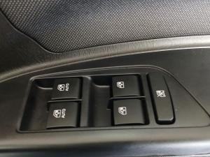 Mahindra Pik Up 2.2CRDe double cab S11 - Image 23