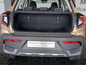 Mahindra XUV 3XO 1.2T AX5 auto - Image 11