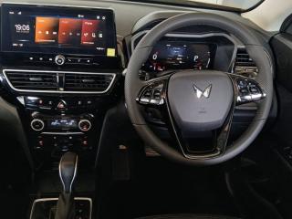 Mahindra XUV 3XO 1.2T AX5 auto