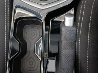 Mahindra XUV 3XO 1.2T AX5 auto