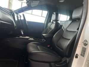Isuzu D-Max 3.0TD double cab V-Cross - Image 18