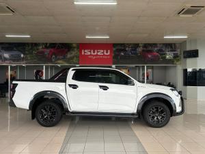 Isuzu D-Max 3.0TD double cab V-Cross - Image 7