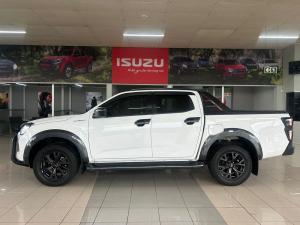 Isuzu D-Max 3.0TD double cab V-Cross - Image 8