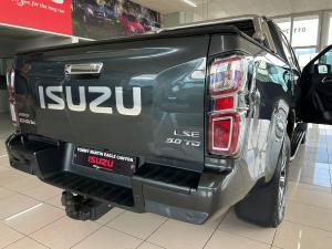 Isuzu D-Max 3.0TD double cab LSE - Image 10