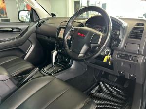 Isuzu D-Max 300 3.0TD double cab X-Rider - Image 14