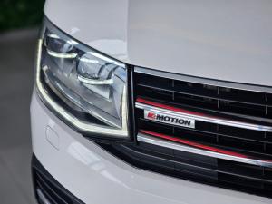 Volkswagen Caravelle 2.0BiTDI Highline 4Motion - Image 6