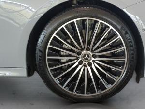 Mercedes-Benz E-Class E220d Avantgarde - Image 16