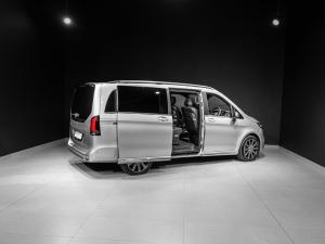 Mercedes-Benz V-Class V300d Exclusive - Image 22