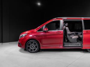 Mercedes-Benz V-Class V250d Avantgarde AMG Line - Image 10