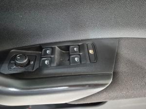 Volkswagen Polo hatch 1.0TSI - Image 6