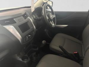 Nissan Navara 2.5DDTi single cab XE - Image 14