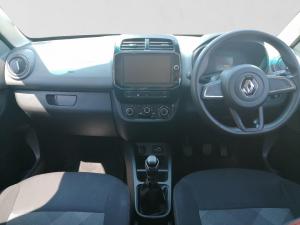 Renault Kwid 1.0 Techno manual - Image 16