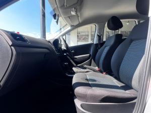 Volkswagen Polo Vivo hatch 1.6 Comfortline auto - Image 10