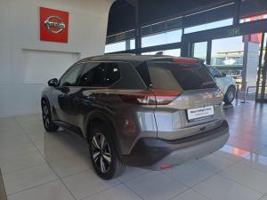 Nissan X-Trail 2.5 Acenta Plus 4WD - Image 4