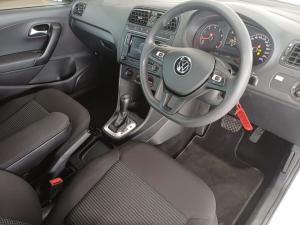 Volkswagen Polo Vivo hatch 1.6 Comfortline auto - Image 12