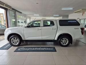 Isuzu D-MAX 1.9 Ddi LS 4X4 automatic D/C - Image 4